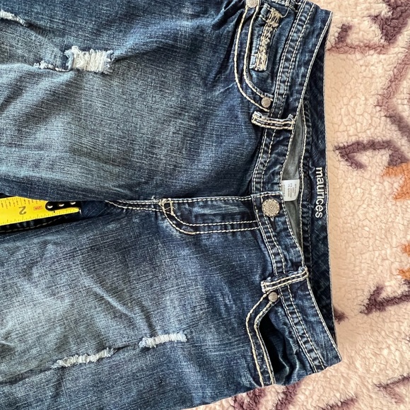 Maurice’s distress jeans. Excellent condition. - Picture 2 of 4